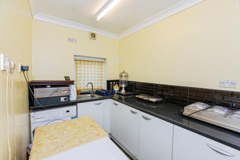 undefined, James Street, Swansea SA8