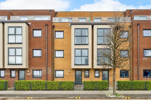 Langdon Road, Swansea SA1
