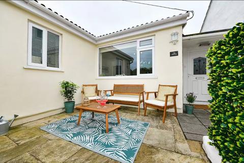 2 bedroom bungalow for sale, Western Lane, Swansea SA3