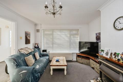 undefined, Aneurin Way, Swansea SA2