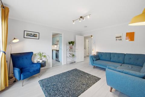2 bedroom flat for sale, 9/8 Dicksonfield, Edinburgh, EH7