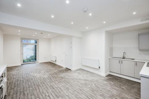 6 bedroom terraced house for sale, Carlton Terrace, Swansea SA1