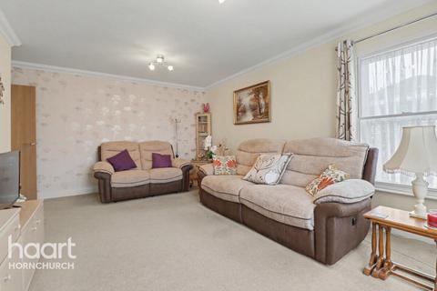 undefined, Hornchurch Road, HORNCHURCH
