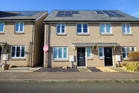 2 bedroom semi-detached house for sale, Racecourse View, Cottenham, Cambridge