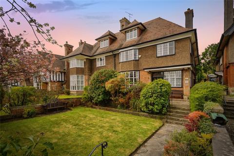 Eden Avenue, Swansea SA2