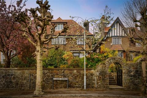 undefined, Eden Avenue, Swansea SA2