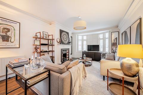 4 bedroom semi-detached house for sale, Manor Drive, London