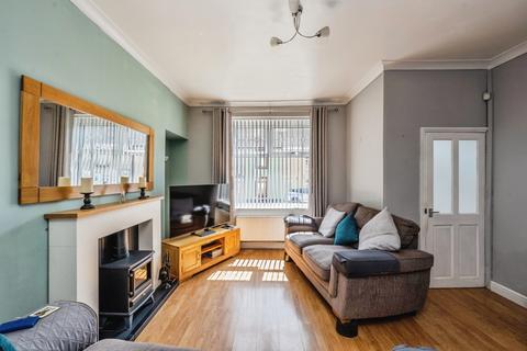 6 bedroom end of terrace house for sale, Neath Road, Swansea SA6