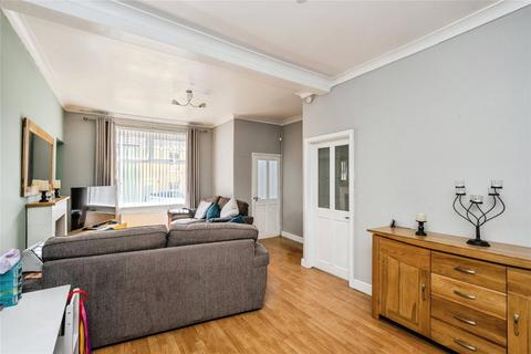 6 bedroom end of terrace house for sale, Neath Road, Swansea SA6