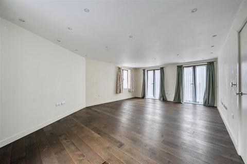 2 bedroom apartment for sale, Brighton Road, Surbiton