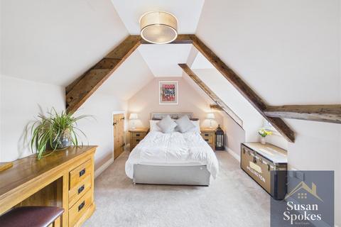 4 bedroom semi-detached house for sale, Marsden Road, South Shields NE34