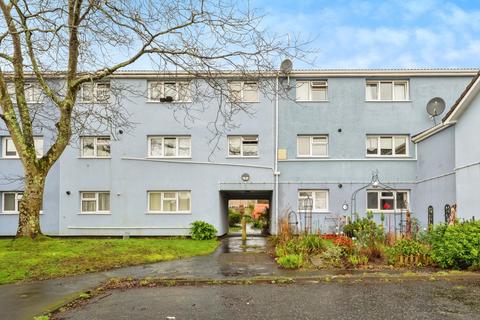 2 bedroom flat for sale, Warwick Place, Swansea SA3