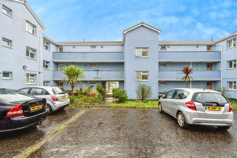 2 bedroom flat for sale, Warwick Place, Swansea SA3