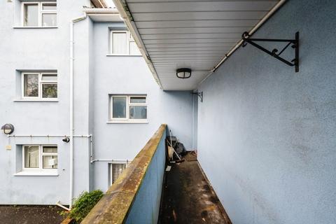 2 bedroom flat for sale, Warwick Place, Swansea SA3