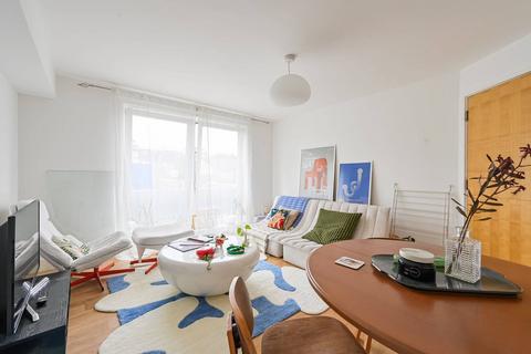 2 bedroom flat to rent, Watts Grove, Bow, London, E3