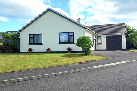 3 bedroom bungalow for sale, Meadow Road, Tenby SA70
