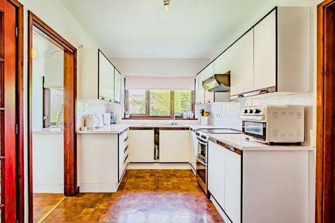 3 bedroom bungalow for sale, Meadow Road, Tenby SA70