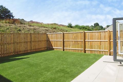 4 bedroom terraced house to rent, Lillands Lane, West Yorkshire HD6