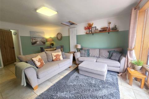 3 bedroom bungalow for sale, Meadow Road, Tenby SA70