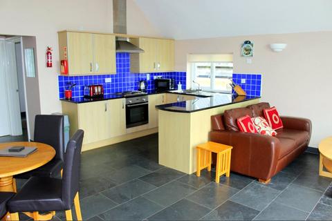 1 bedroom flat for sale, Apt 6 Pendine Manor, Pendine SA33