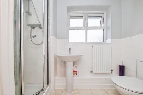 2 bedroom detached house for sale, Peache Road, Colchester