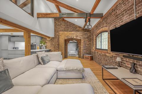 Port East Apartments, 14 Hertsmere Road, London, E14