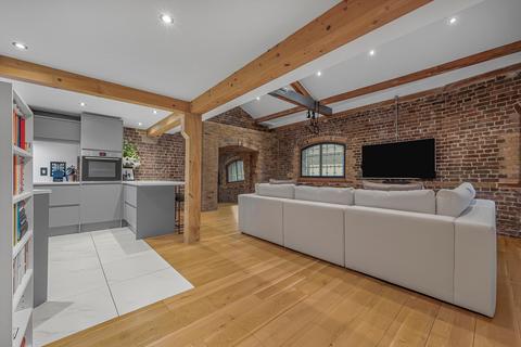 1 bedroom flat for sale, Port East Apartments, 14 Hertsmere Road, London, E14