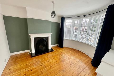 3 bedroom semi-detached house for sale, Arundel Road, Peterborough