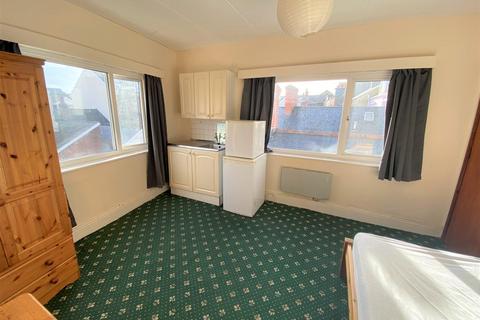 1 bedroom in a house share to rent, Portland Street, Aberystwyth