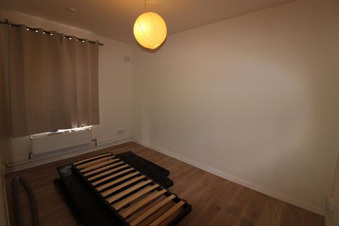 2 bedroom flat to rent, Aldenham St. , London NW1