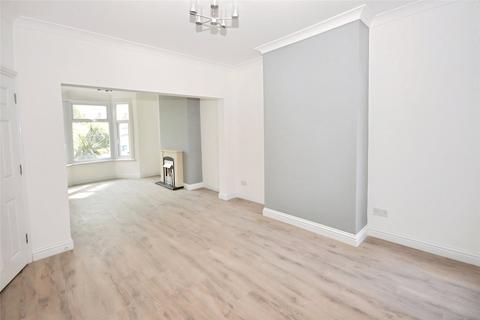 3 bedroom terraced house to rent, Shieldhall Street, London SE2