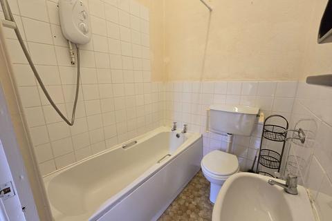 1 bedroom flat to rent, Flat 2a, 26 Ramshill Road, Scarborough