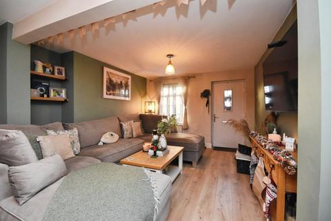 2 bedroom end of terrace house for sale, Brook Place, Halstead