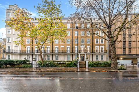 2 bedroom flat to rent, Holland Park Avenue, London, W11