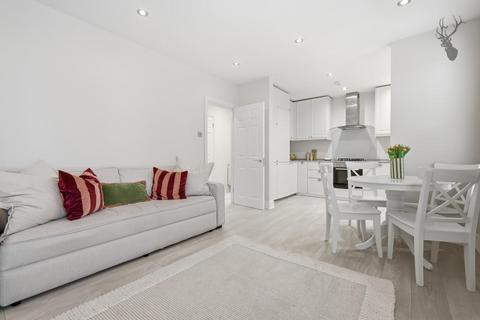 1 bedroom apartment for sale, Valley Lodge, Valley Hill, Loughton