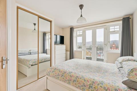 2 bedroom flat for sale, Folleys Place, High Wycombe HP10