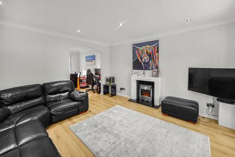 4 bedroom detached house for sale, Wayfarers Drive, Newton-Le-Willows, WA12