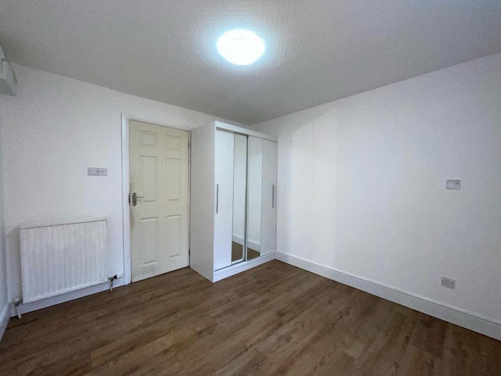 Pic 10.JPG