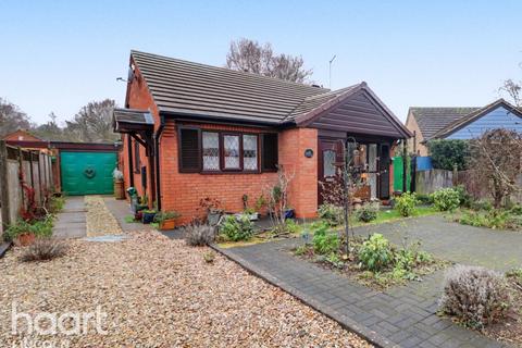 2 bedroom detached bungalow for sale, Sheraton Close, Lincoln