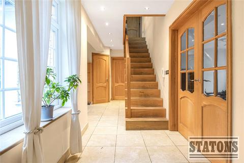 6 bedroom detached house to rent, Totteridge Village, London, N20