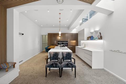 5 bedroom terraced house for sale, Turney Road, LONDON