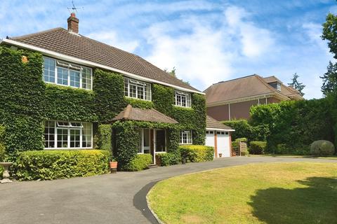 4 bedroom detached house for sale, Nancy Downs, Watford