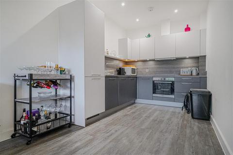 1 bedroom apartment to rent, Royal House, Solihull