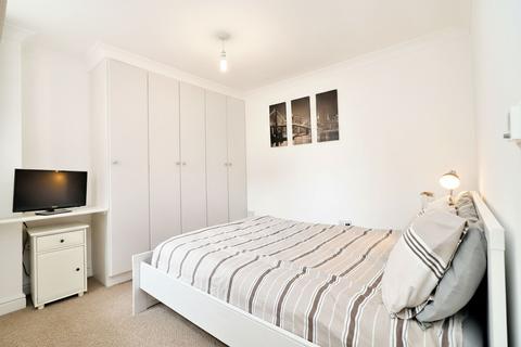 2 bedroom flat for sale, Foxhall Road, Ipswich, IP3