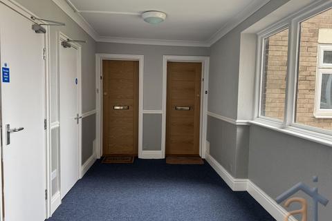 1 bedroom flat for sale, Victoria Court, Southport, PR8 2DW