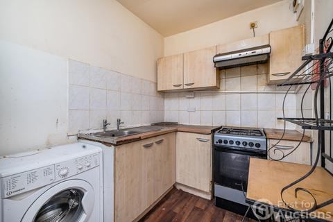2 bedroom apartment for sale, Little Ilford Lane, London