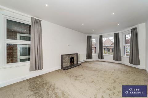 3 bedroom flat to rent, Butler Avenue, Harrow, HA1