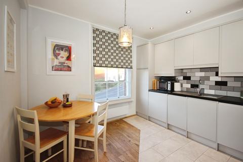 Saltisford, Warwick