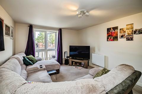 2 bedroom ground floor flat for sale, Bicester Road, AYLESBURY