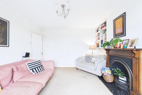 3 bedroom house for sale, Famet Avenue, Purley